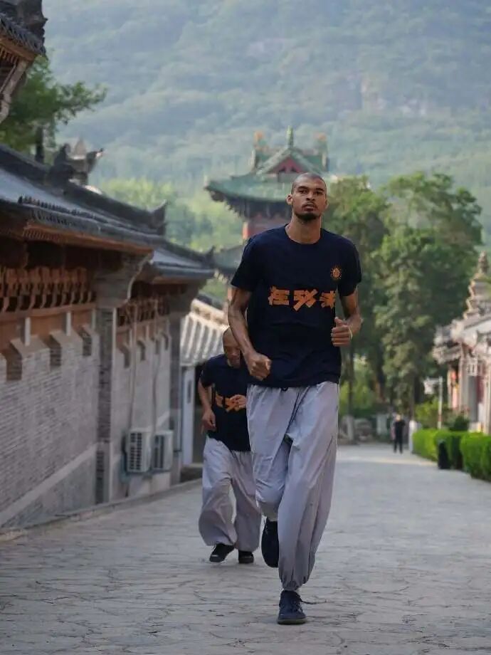 进入附加赛, 估计安东尼